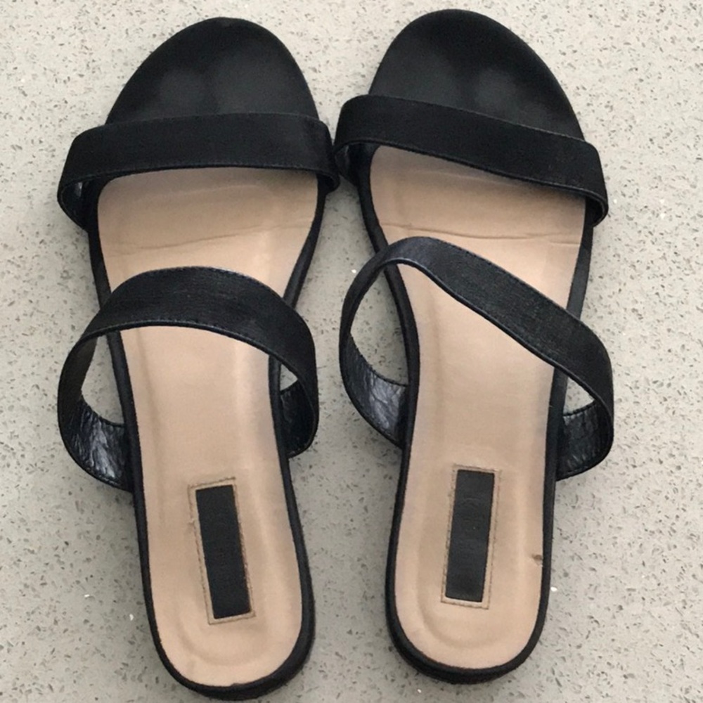 Forever 21 Mule Sandals- Black- Size 8.5